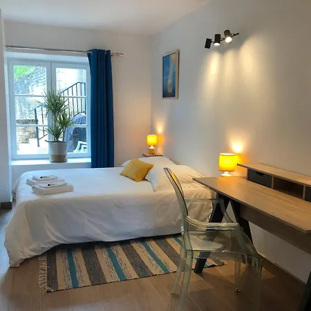 Bed & Breakfast De L'abbaye Simple 4*